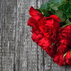 Άρωμα Τριαντάφυλλο (Rose Absolut)